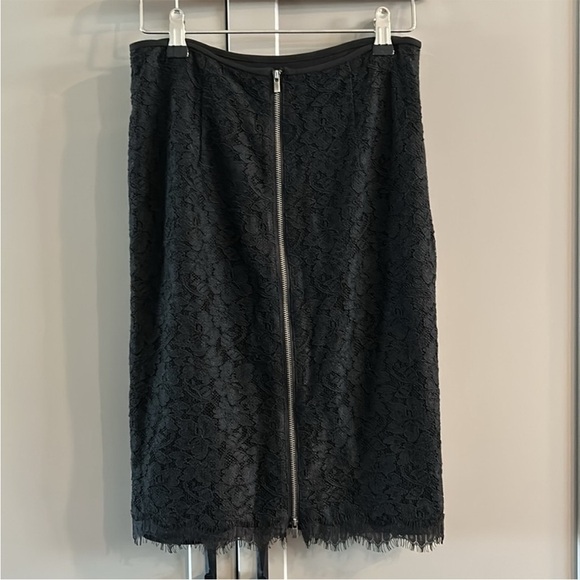 DVF Scotia Lace Pencil Skirt NWT - Picture 8 of 17